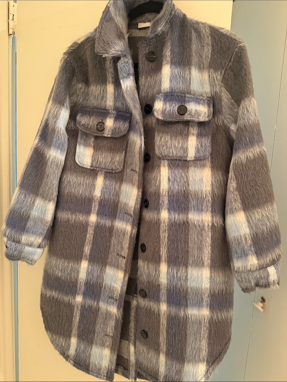 SO Plaid Faux-Fur Trim Jacket in Gray and Cream